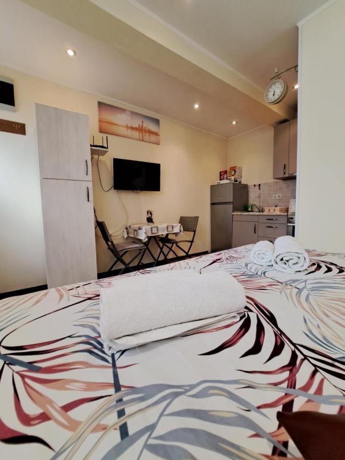 Meressa Nina&Leo Studio Apartments Novigrad Istria エクステリア 写真