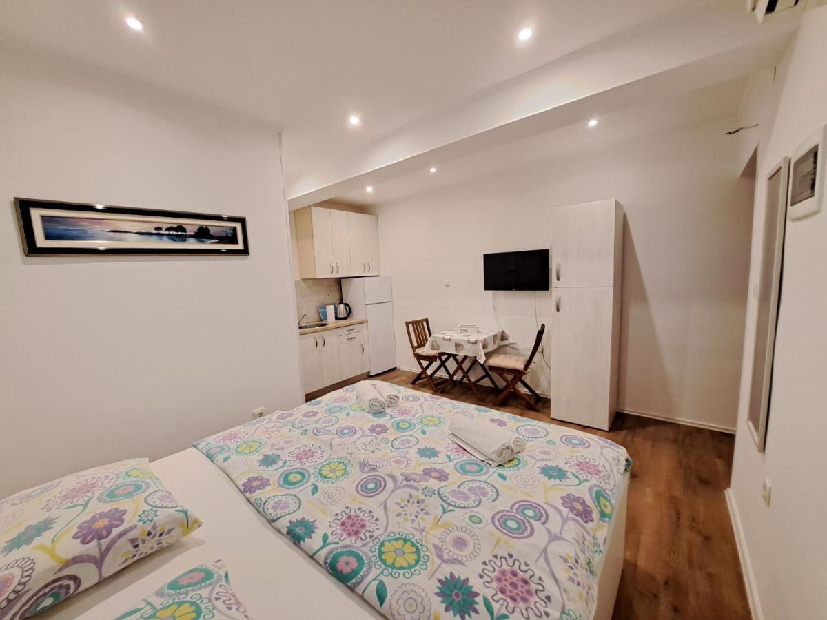 Meressa Nina&Leo Studio Apartments Novigrad Istria エクステリア 写真
