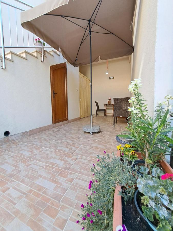 Meressa Nina&Leo Studio Apartments Novigrad Istria エクステリア 写真